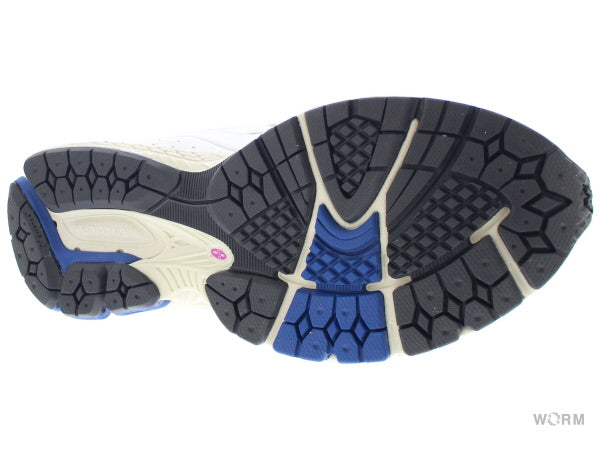 【US8.5】 New Balance M2002RG 【DS】