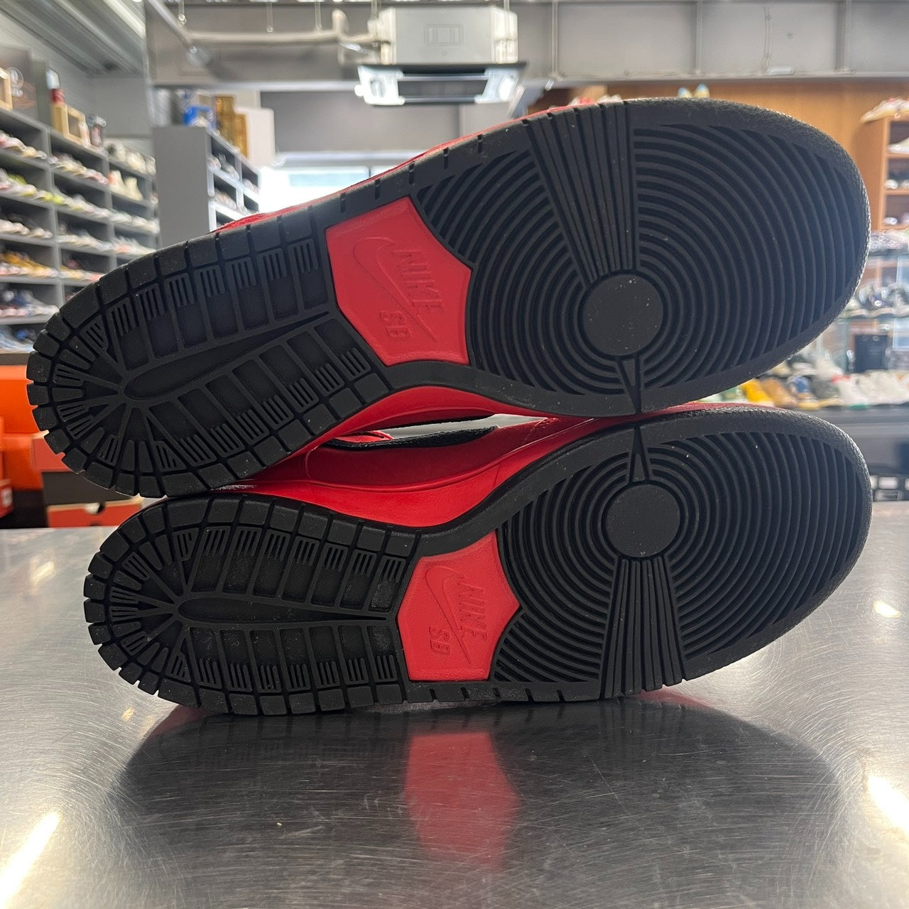 【US11】 NIKE SB DUNK HIGH PRO SB Red Devil 305050-600 【USED】