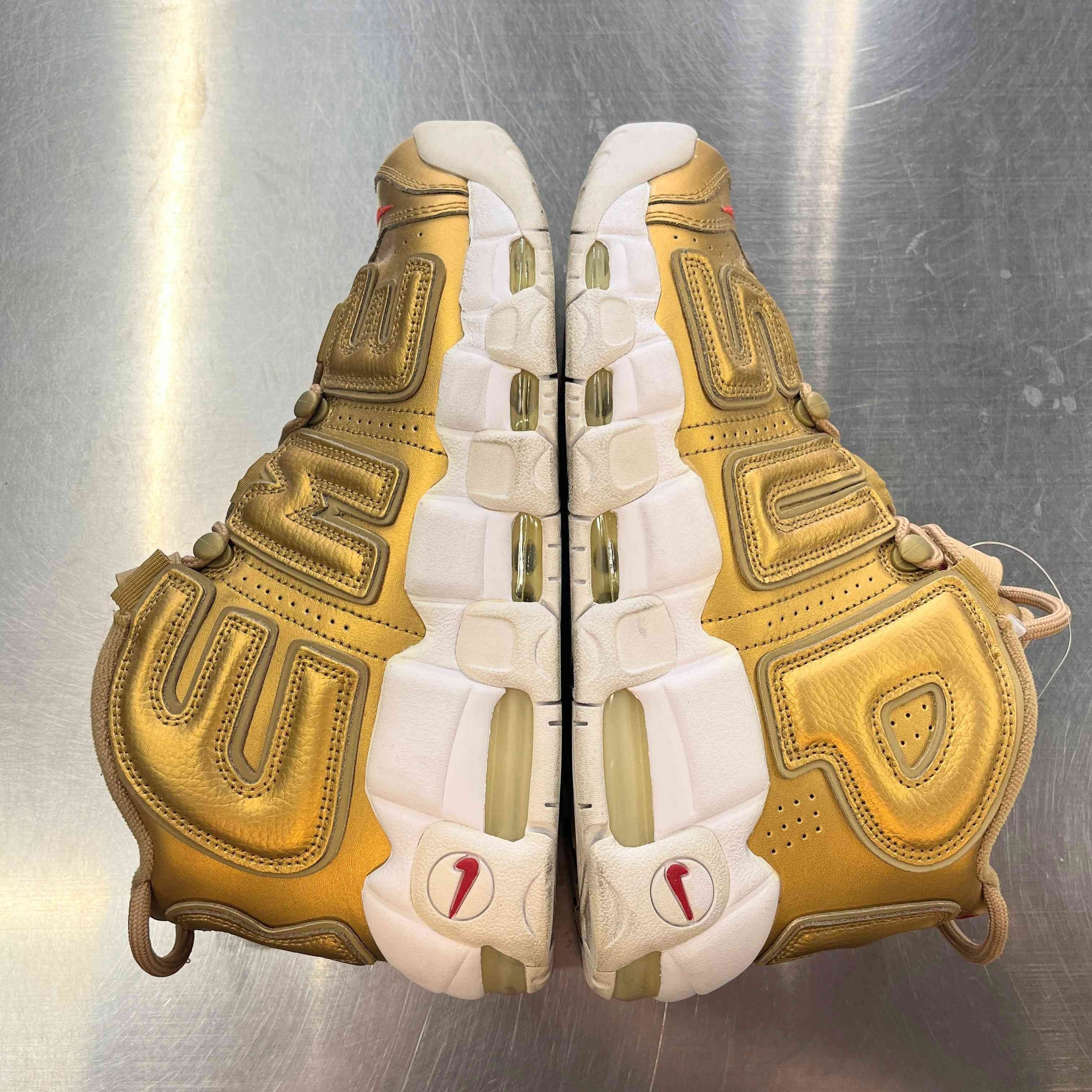 【US8.5】 NIKE AIR MORE UPTEMPO SUPREME 902290-700 【USED】