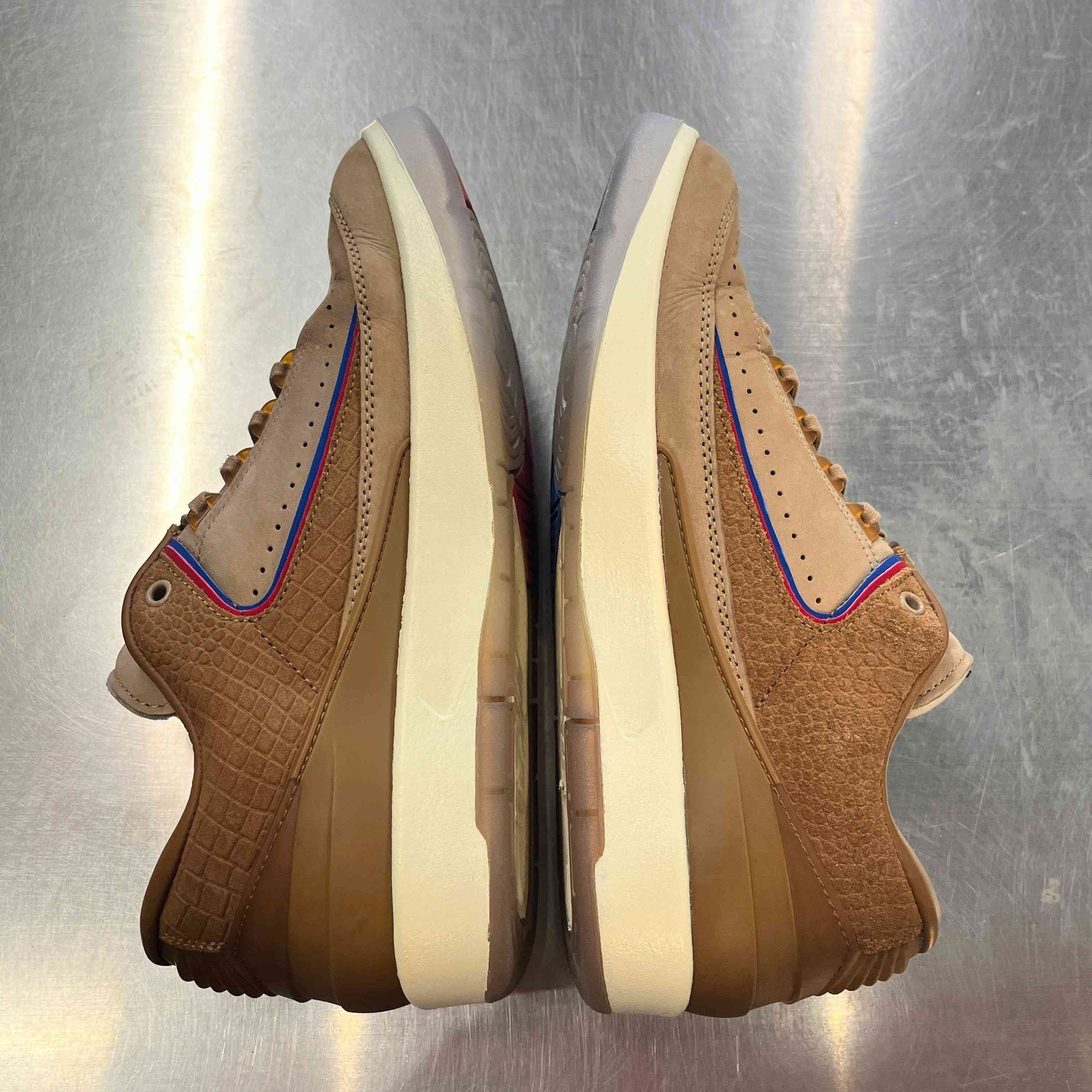 【US9.5】 AIR JORDAN 2 RETRO LOW SP DV7129-222 【USED】