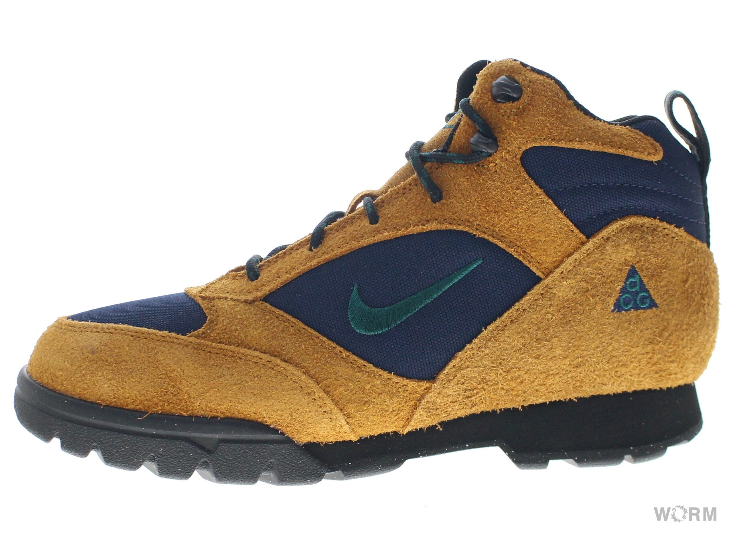 US12】 NIKE ACC TORRE MID WP FD0212-800 【DS】 | WORM TOKYO WEB STORE