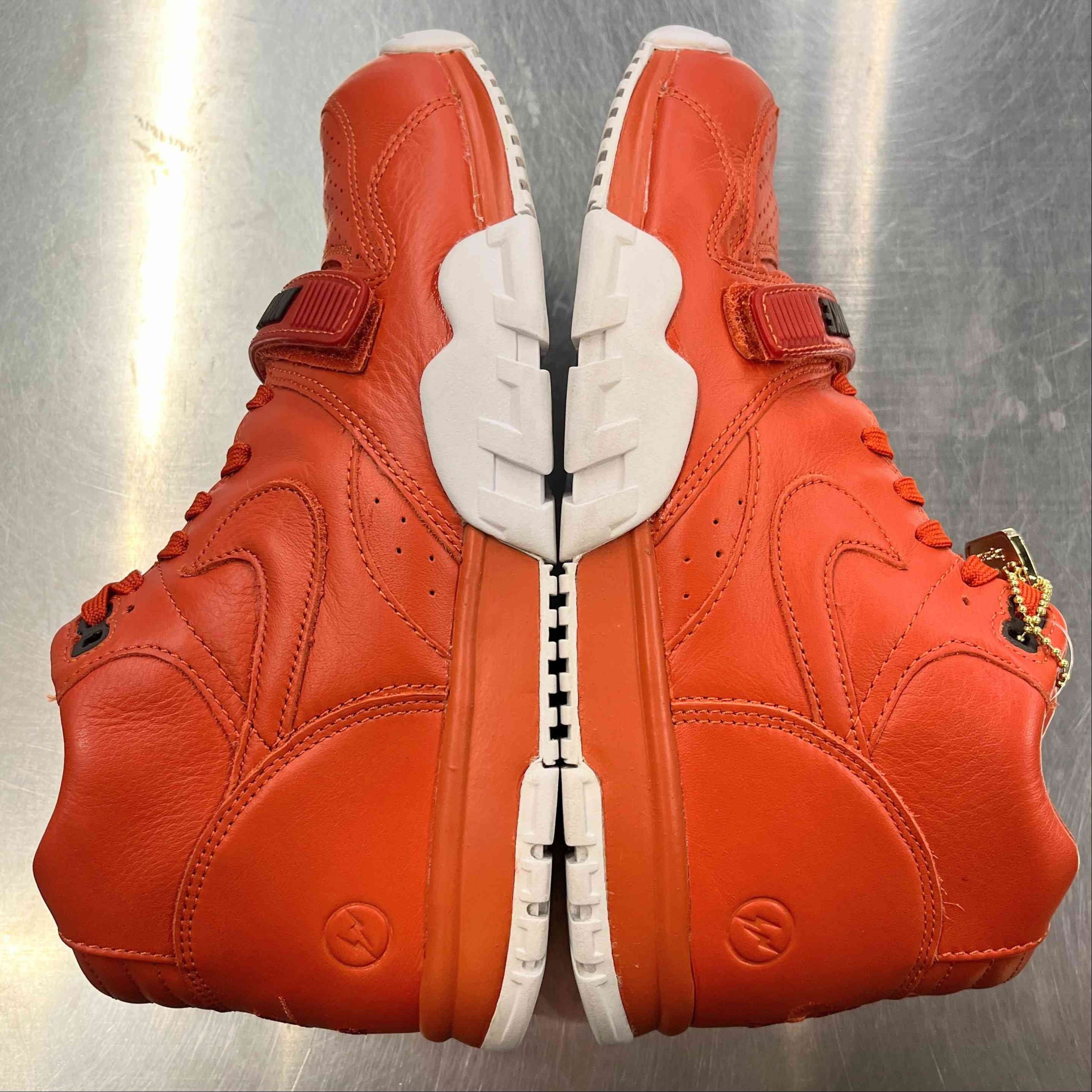 【US10】 NIKE AIR TRAINER 1 MID SP / FRAGMENT 806942-881 【USED】