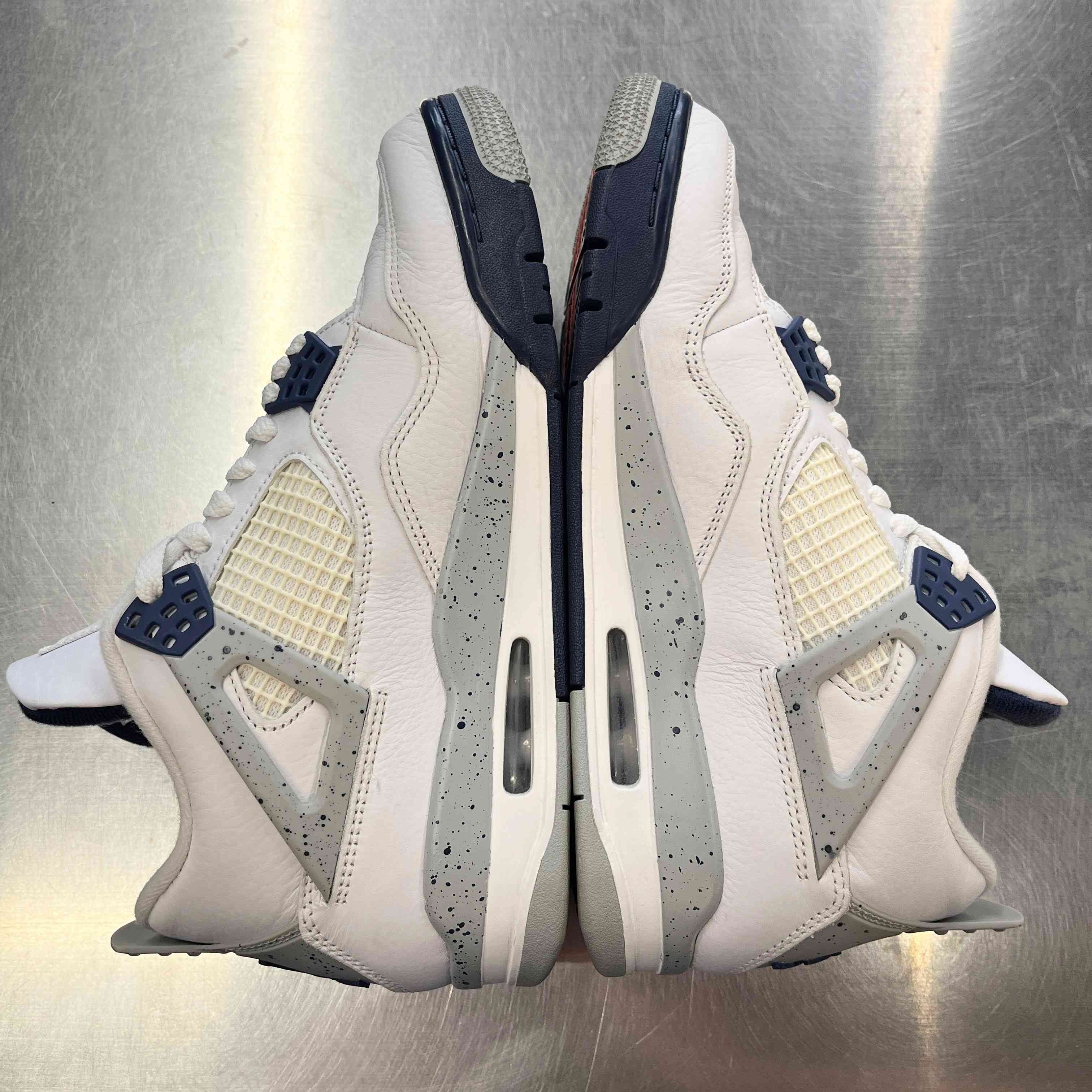 【US8.5】 AIR JORDAN 4 RETRO DH6927-140 【USED】