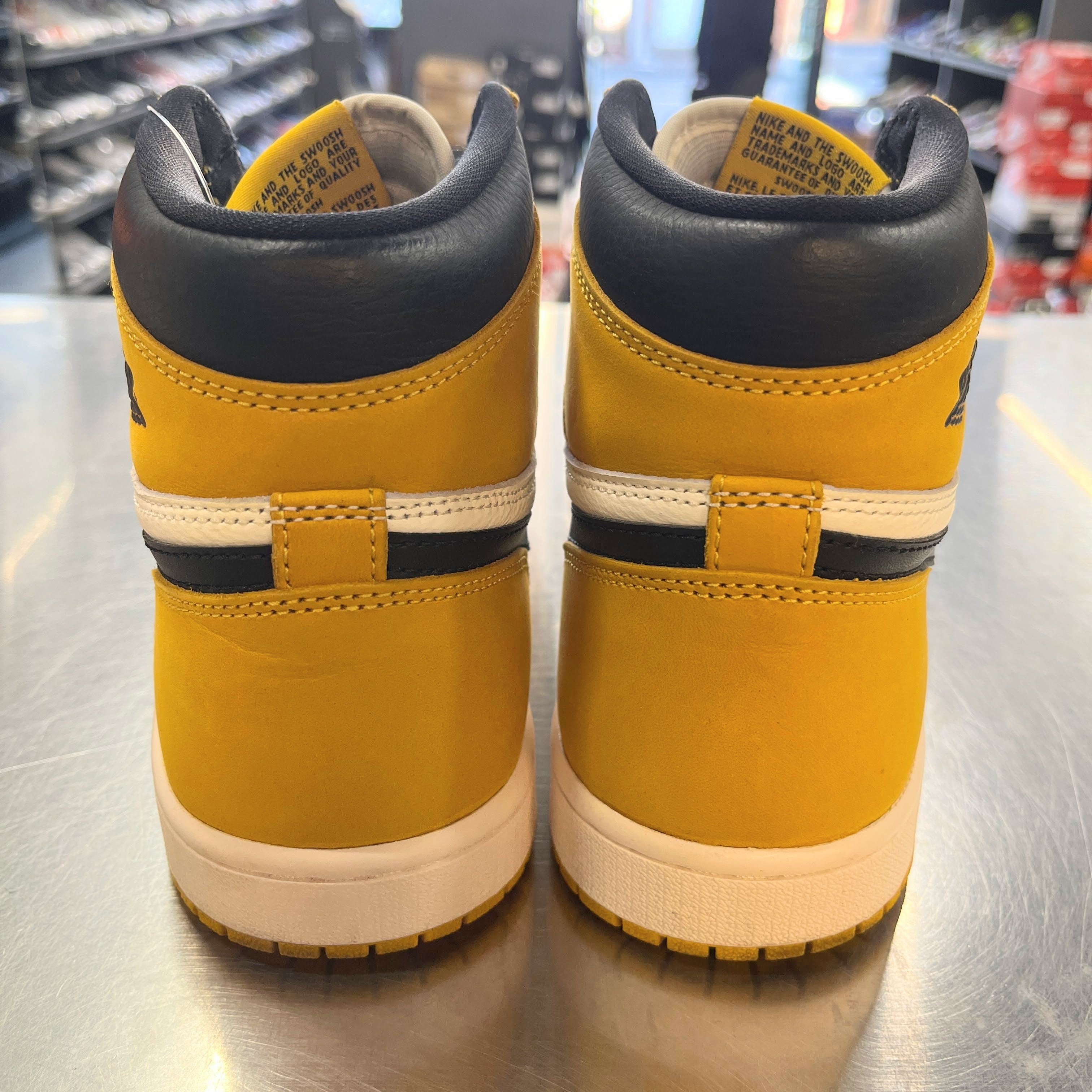 【US8.5】 AIR JORDAN 1 RETRO HIGH OG DZ5485-701 【USED】