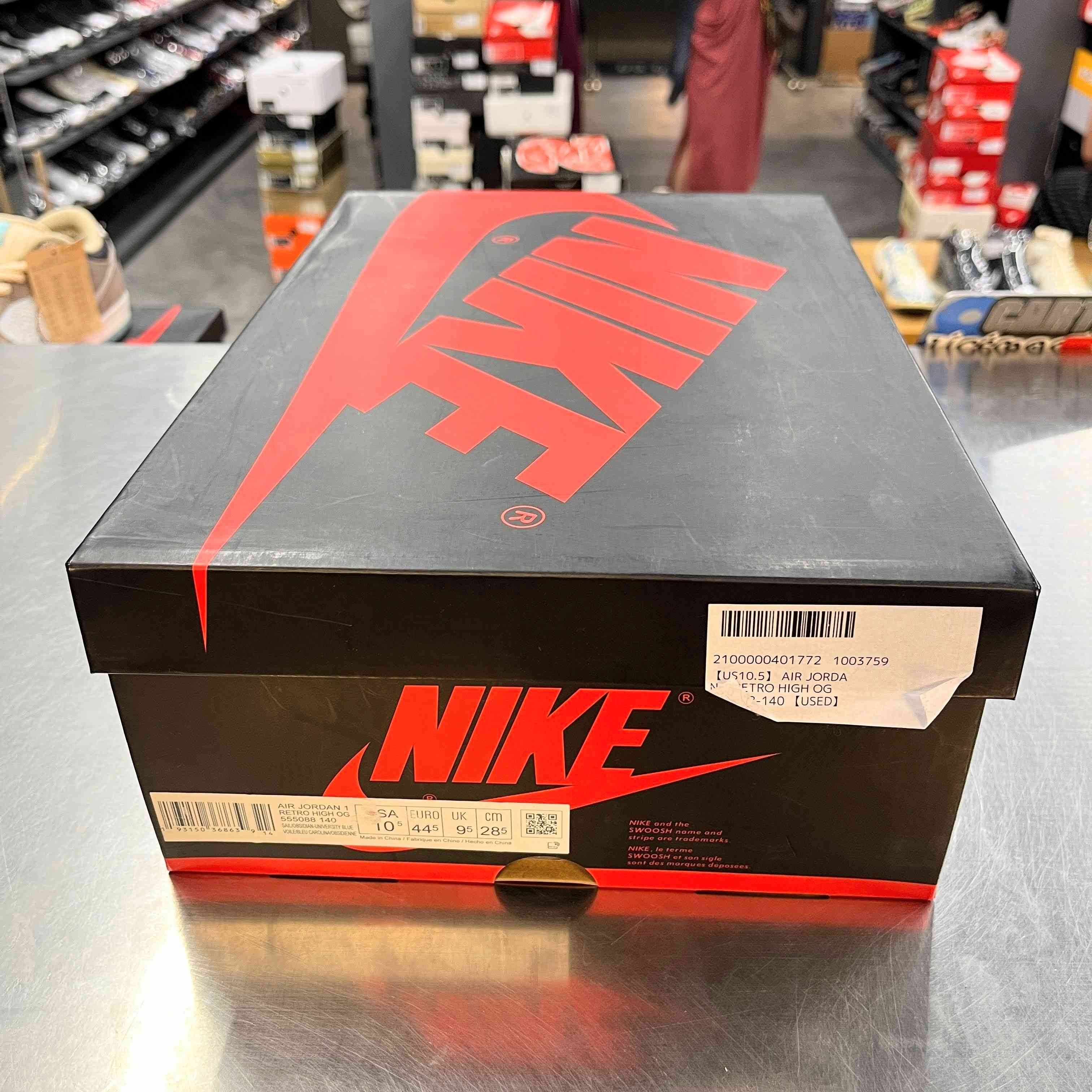 【US10.5】 AIR JORDAN 1 RETRO HIGH OG 555088-140 【USED】