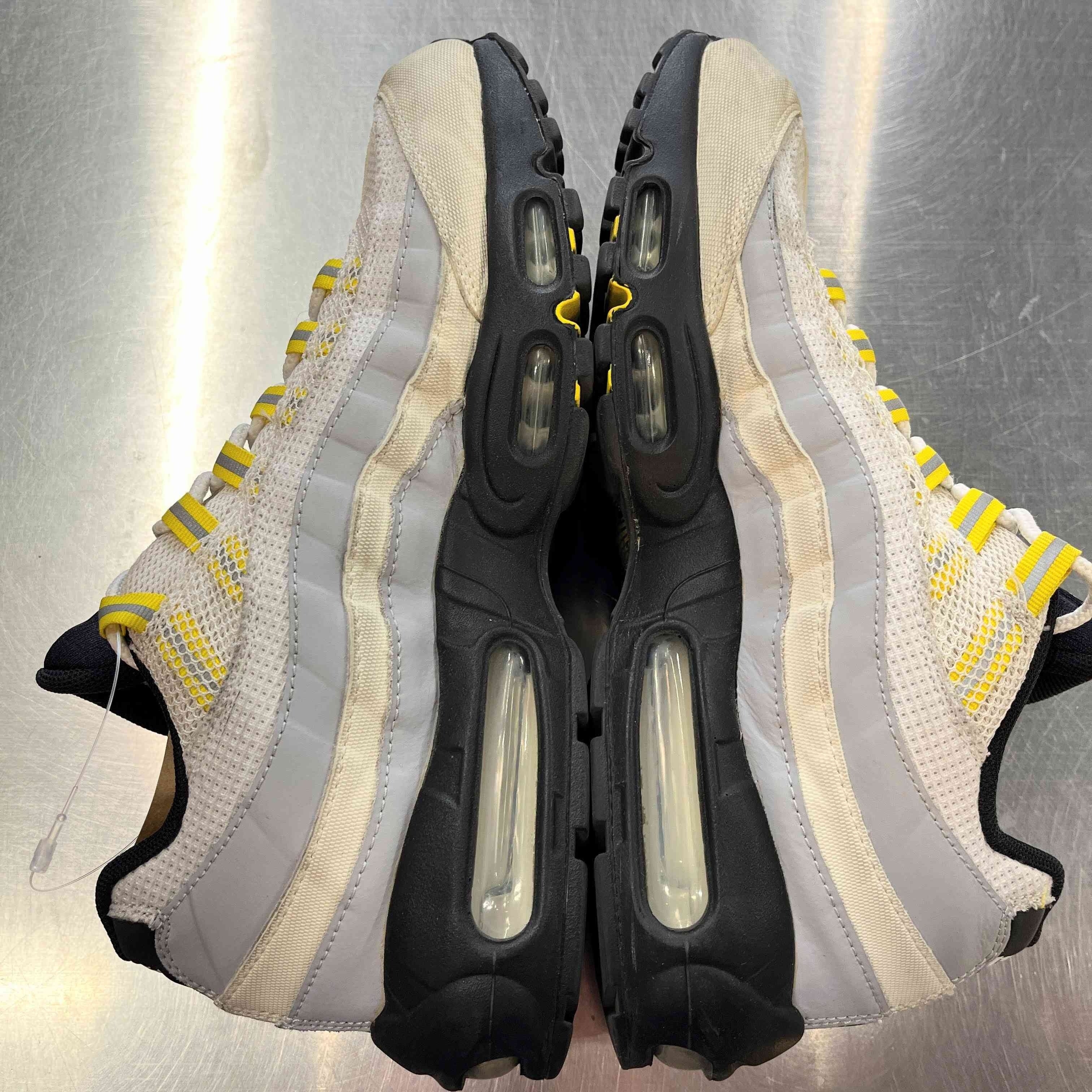 【US10.5】 NIKE AIR MAX 95 ESSENTIAL DQ3982-100 【USED】