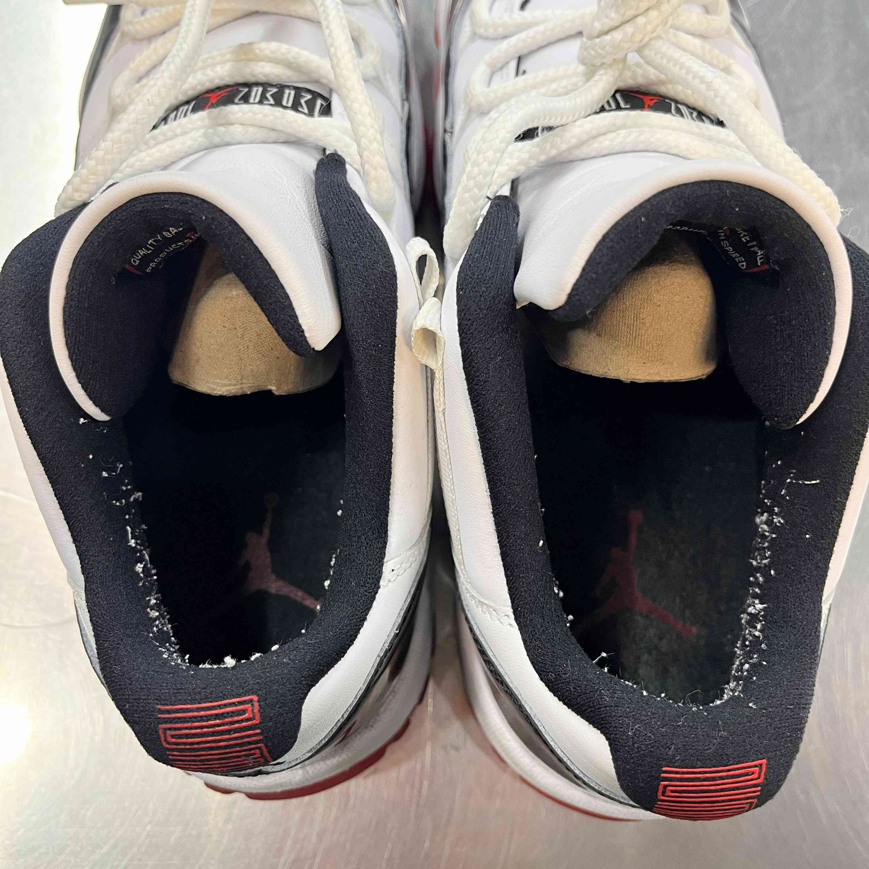 【US8】 AIR JORDAN 11 RETRO LOW AV2187-160 【USED】