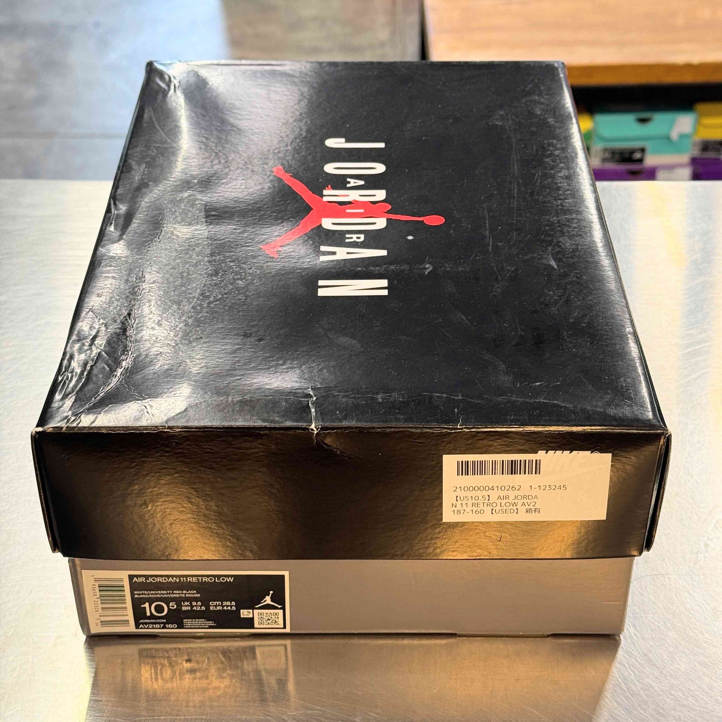 【US10.5】 AIR JORDAN 11 RETRO LOW AV2187-160 【USED】