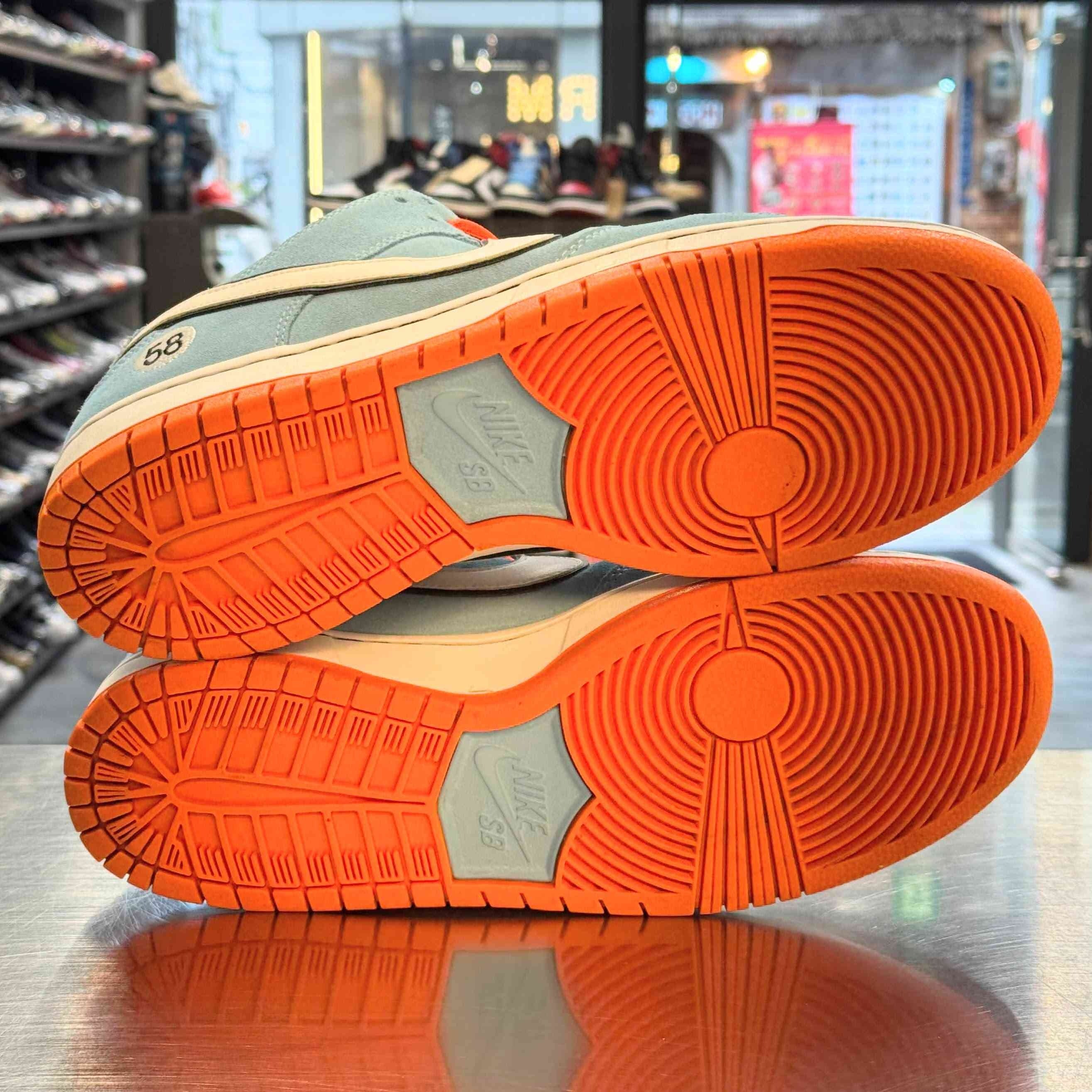 【US12】 NIKE SB SB DUNK LOW PRO GULF RACING BQ6817-401 【USED】