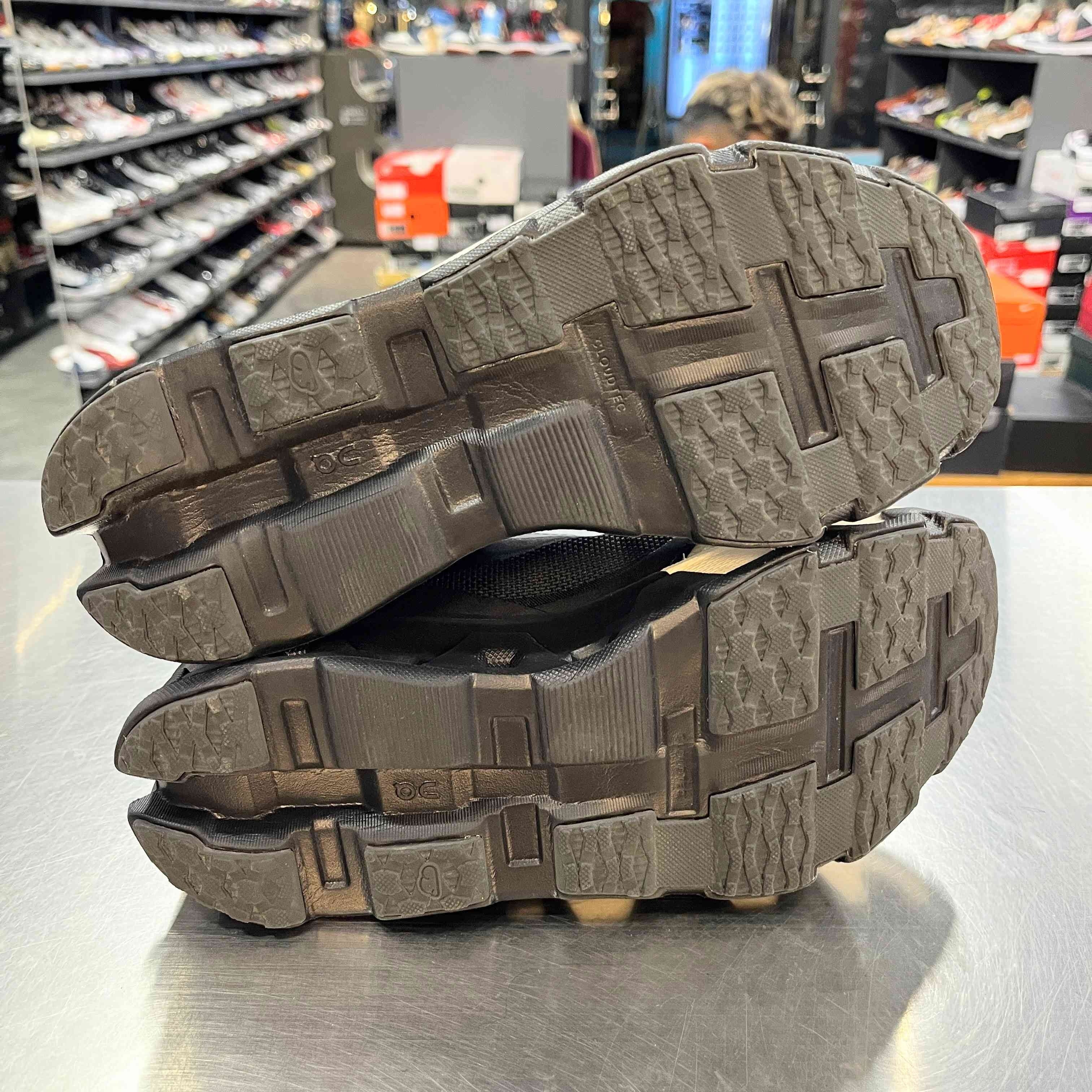 【US7.5】 ON CLOUDMONSTER HYPER PAF 3MF30931043 【USED】