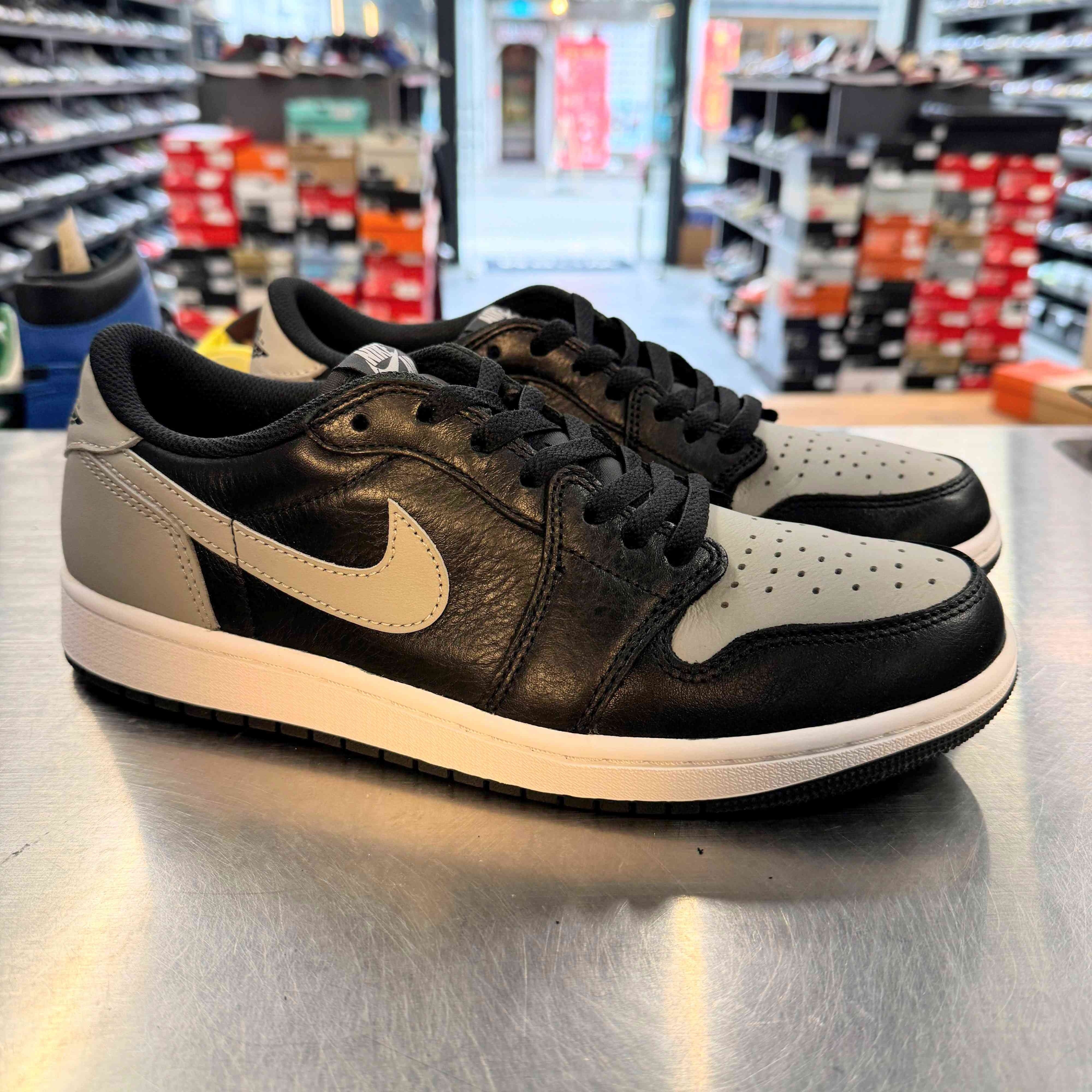 US9.5】 AIR JORDAN 1 RETRO LOW OG SHADOW CZ0790-003 【USED 