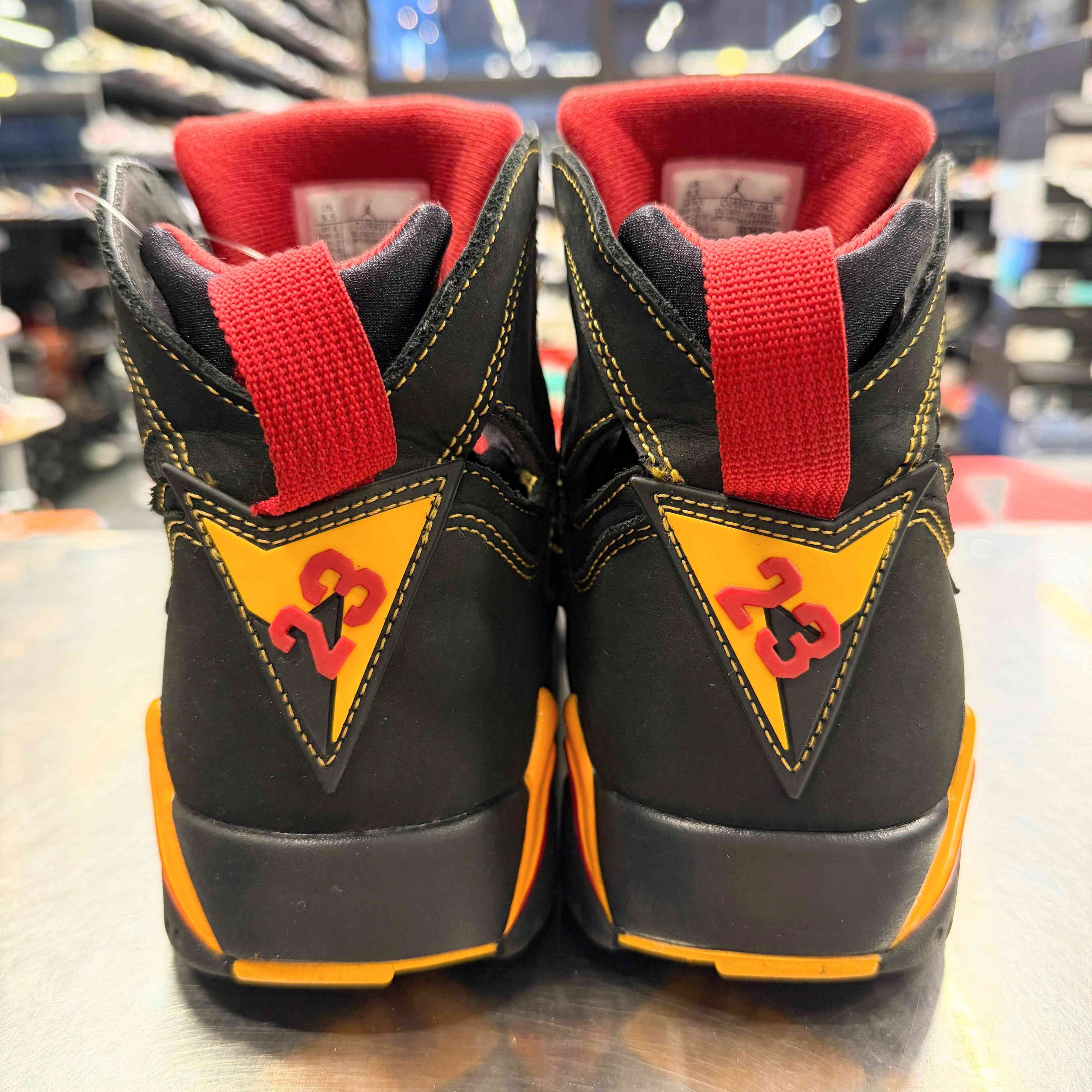 【US9.5】 AIR JORDAN 7 RETRO CU9307-081 【USED】