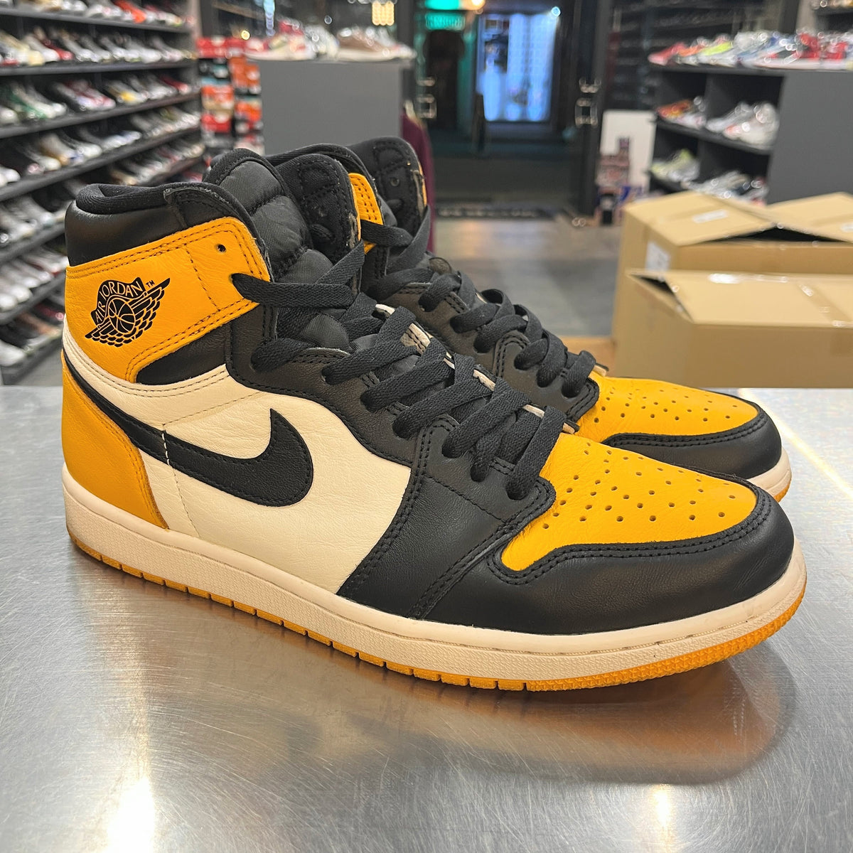【US10.5】 AIR JORDAN 1 RETRO HIGH OG 555088-711 【USED】