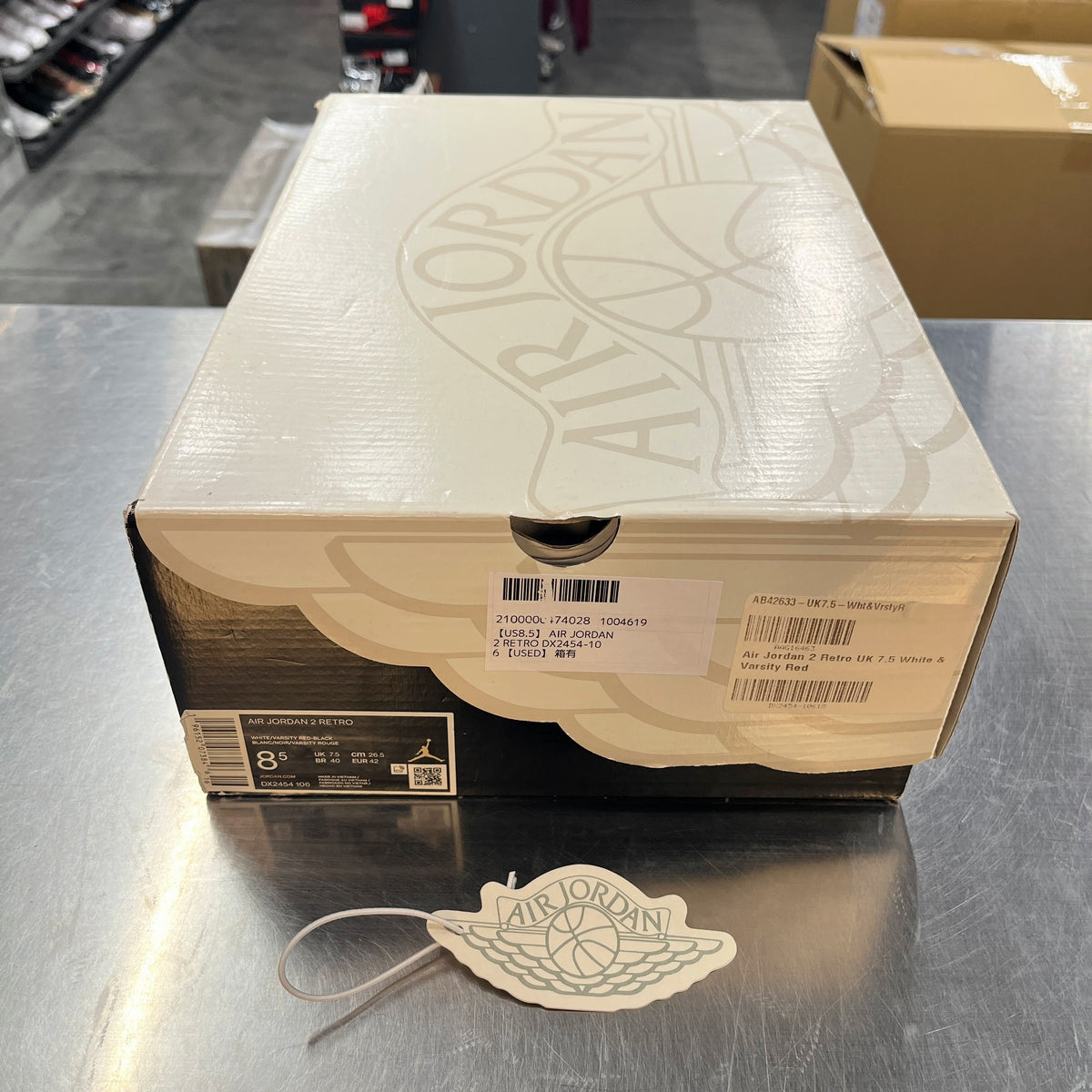 【US8.5】 AIR JORDAN 2 RETRO DX2454-106 【USED】