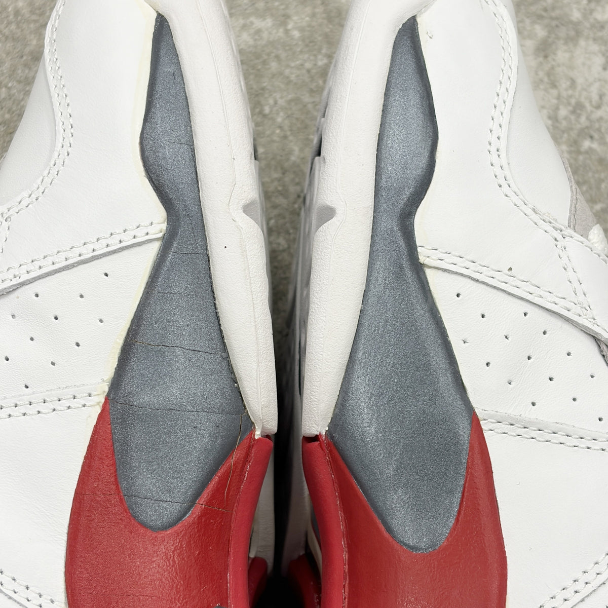 【US9】 AIR JORDAN 8 RETRO 305381-101 【DS】