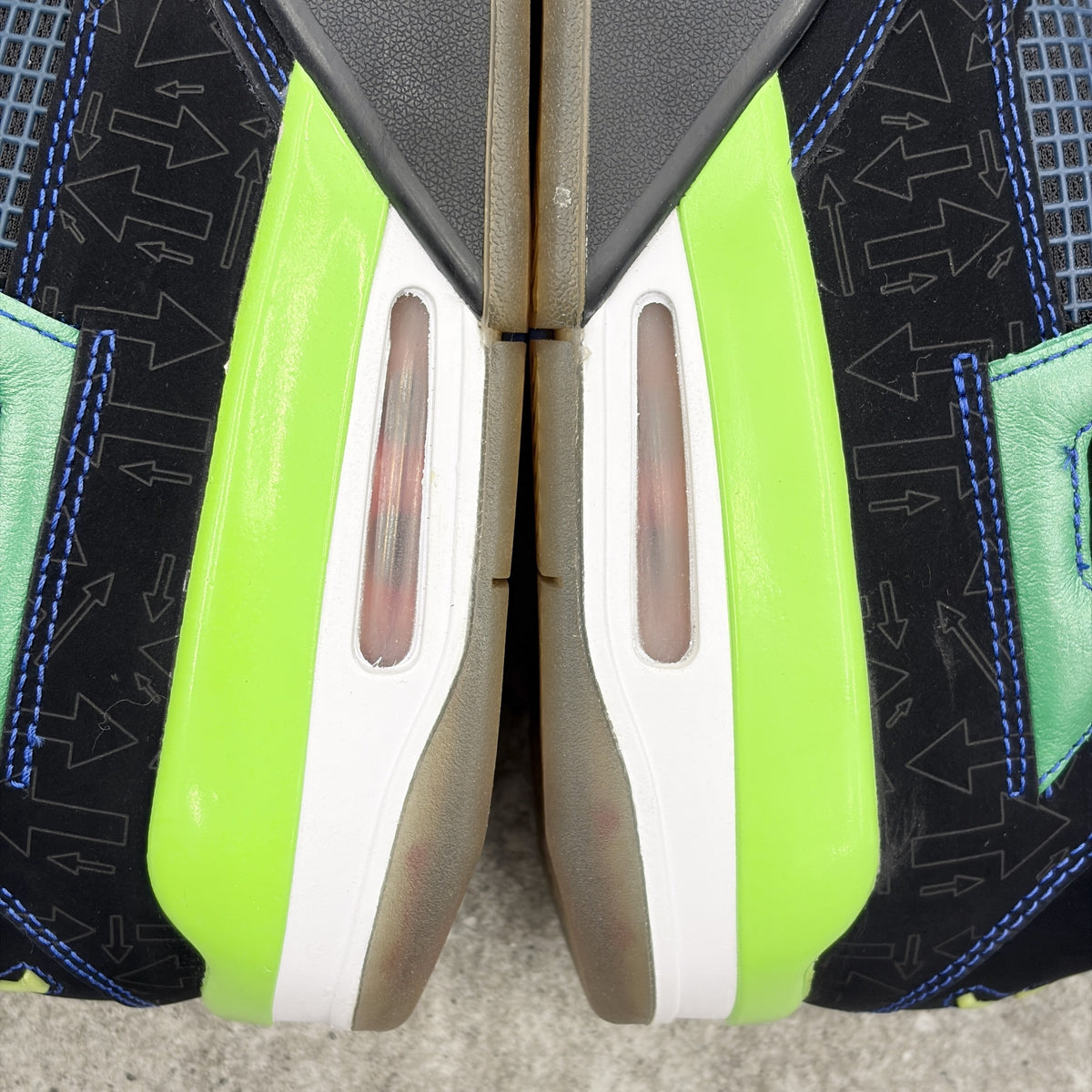 【US12】 AIR JORDAN 4 RETRO 308497-015 【DS】