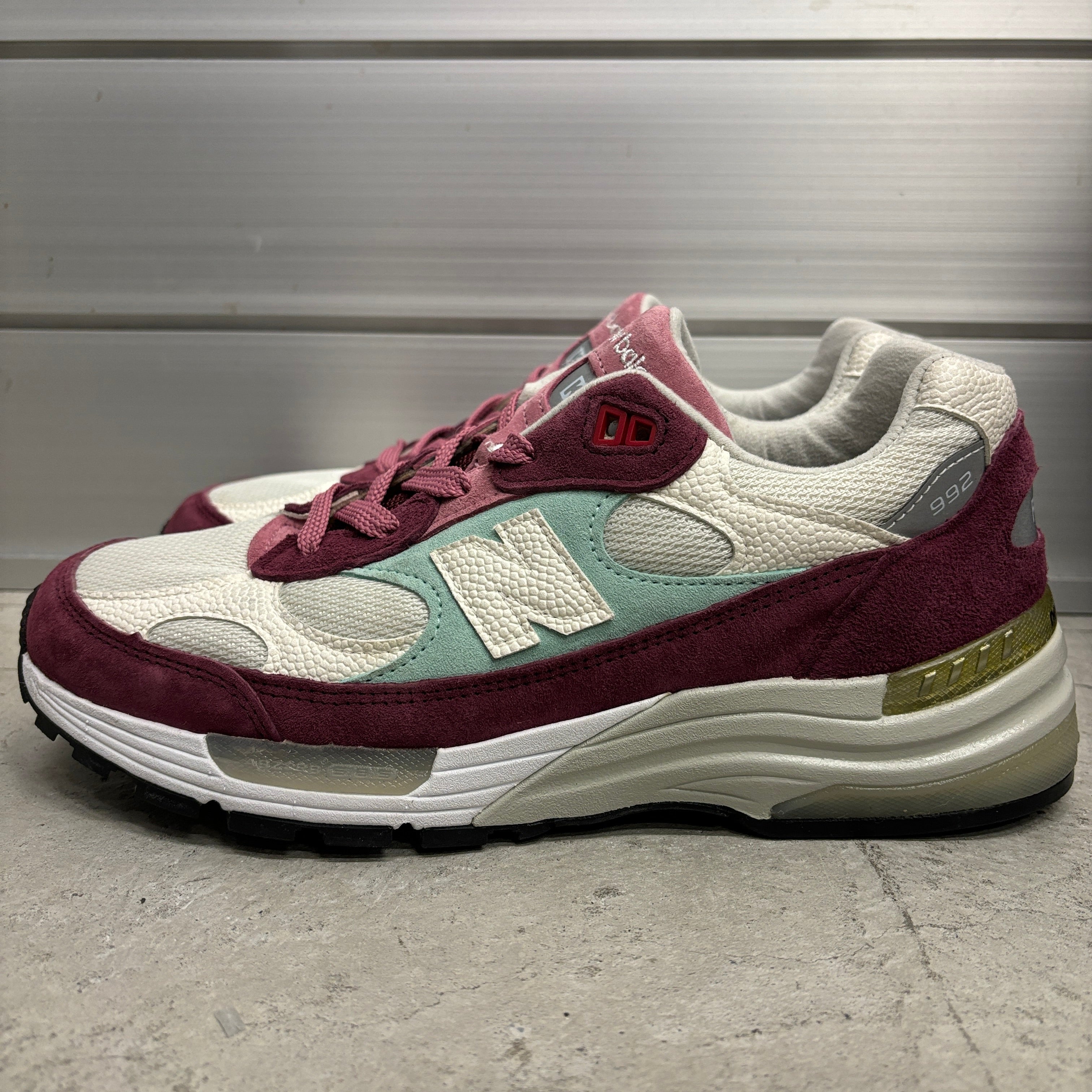 【US9】NEW BALANCE M992KB 【USED】